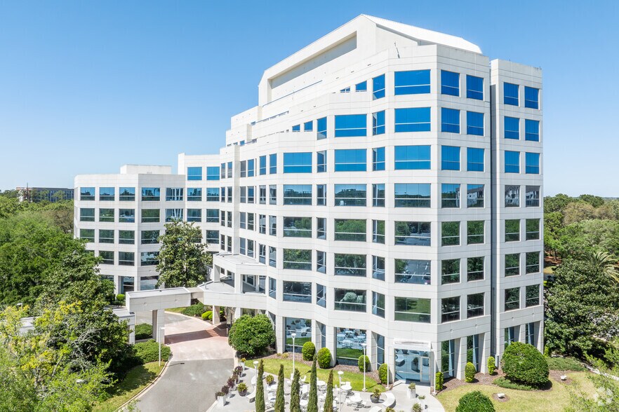 More Photos Of 1776 American Heritage Life Dr, Jacksonville Office For Lease