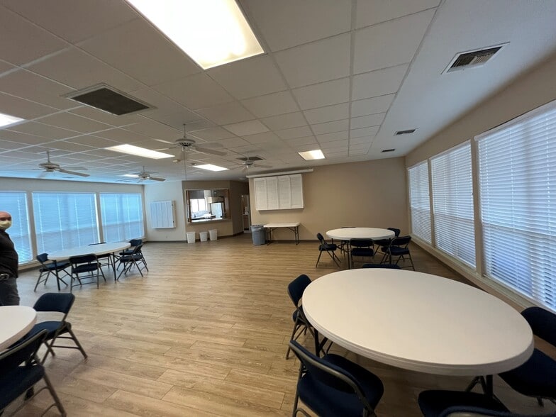 More Photos Of 2709 Custer Rd, Plano Religious Facility For Lease