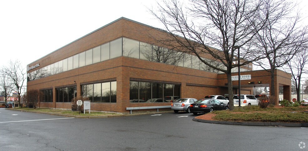 More Photos Of 348 Hartford Tpke, Vernon Office For Lease