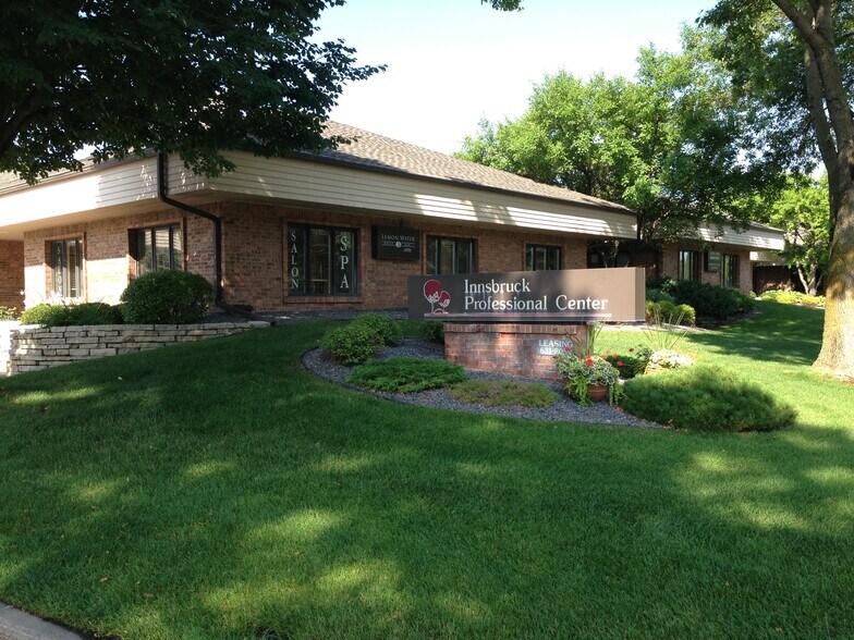 More Photos Of 2655 Innsbruck Dr, New Brighton Office For Lease