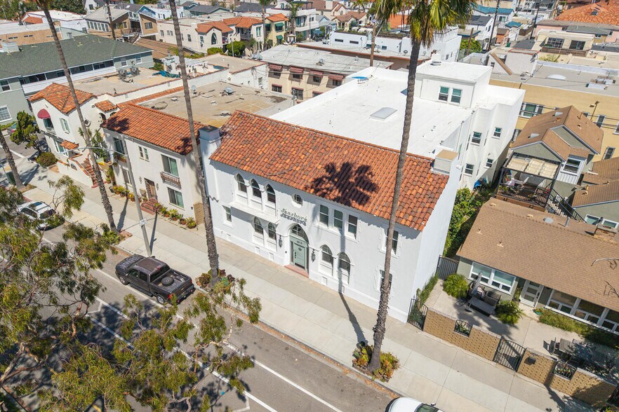 More Photos Of 4915 E Ocean Blvd, Long Beach Apartments For Sale