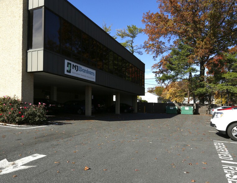 More Photos Of 411 North Ave, Cranford Office For Lease