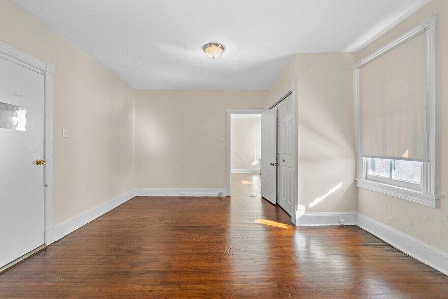 More Photos Of 3941 Lowndes Ave, Baltimore Multifamily For Sale