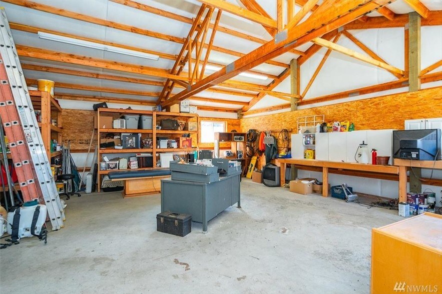 More Photos Of 2175 Jackson Hwy, Chehalis General Retail For Sale