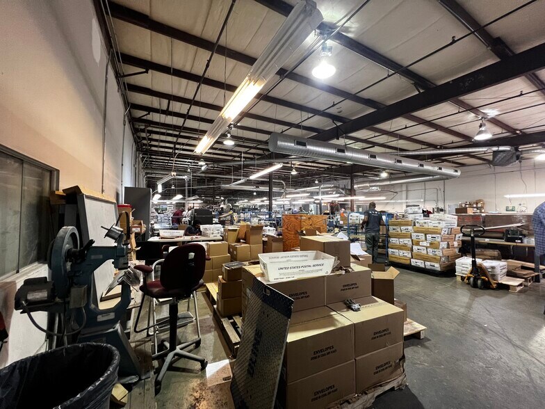 More Photos Of 201 Whitsett Rd, Nashville Warehouse For Lease