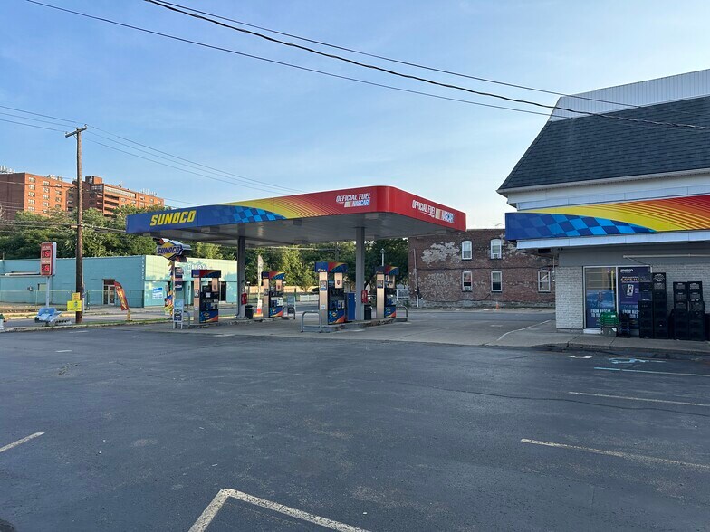 More Photos Of 531 S Main St, Wilkes Barre Service Station For Sale