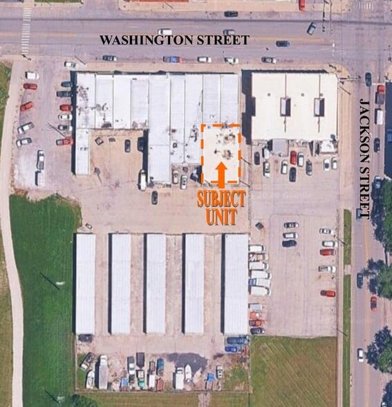 More Photos Of 1111 Washington St, Waukegan General Retail For Lease