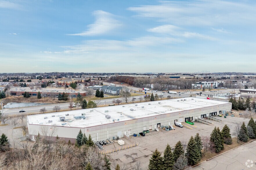 More Photos Of 3030 Lexington Ave S, Eagan Light Manufacturing For Lease