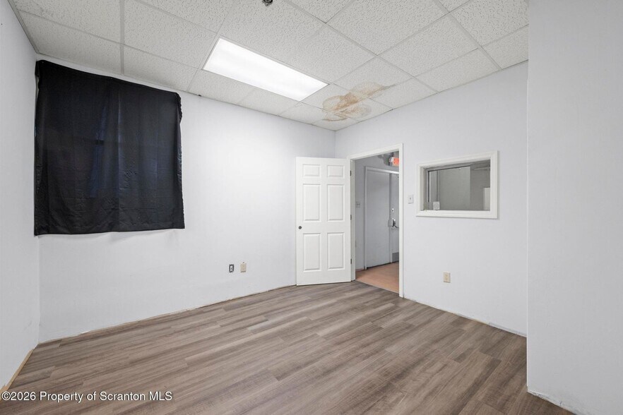 More Photos Of 218 Main St, Duryea Flex For Sale