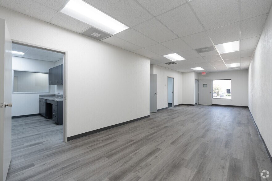 More Photos Of 756 Port America Pl, Grapevine Unknown For Lease