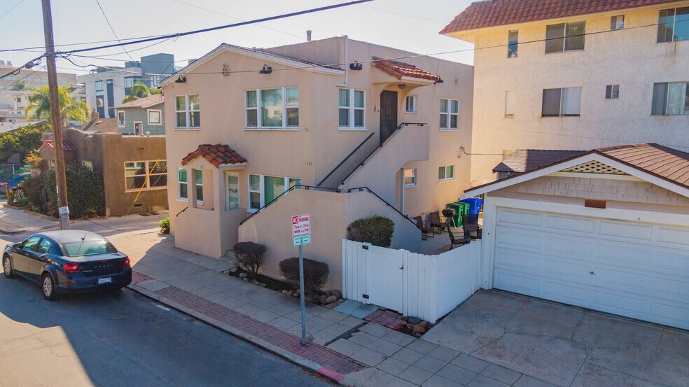 More Photos Of 4095 Front St, San Diego Apartments For Sale