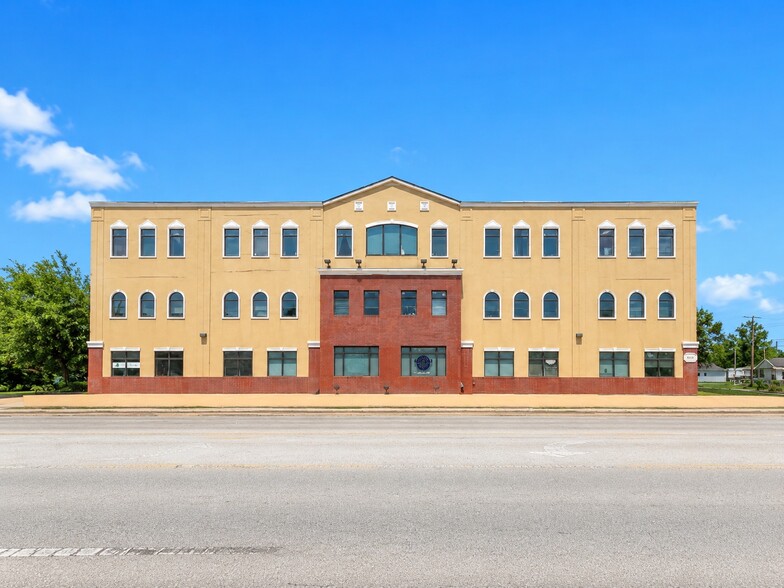 More Photos Of 213 S Dillard St, Winter Garden Medical For Sale