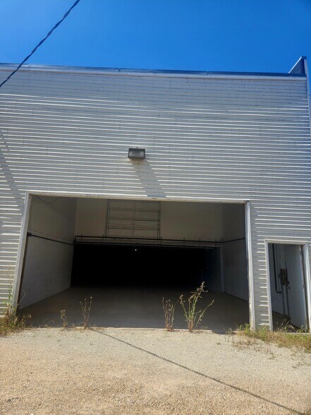 More Photos Of 301 N Main St, Pine Island Office For Sale