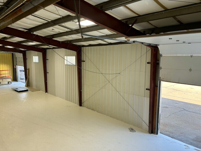 More Photos Of 6658 S 89 Hwy, Ogden Light Manufacturing For Lease