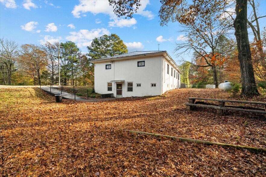 More Photos Of 123 Bethel Church Rd NE, Dalton Religious Facility For Sale