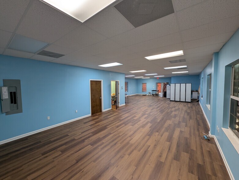 More Photos Of 1710 36th St, Vero Beach Medical For Sale