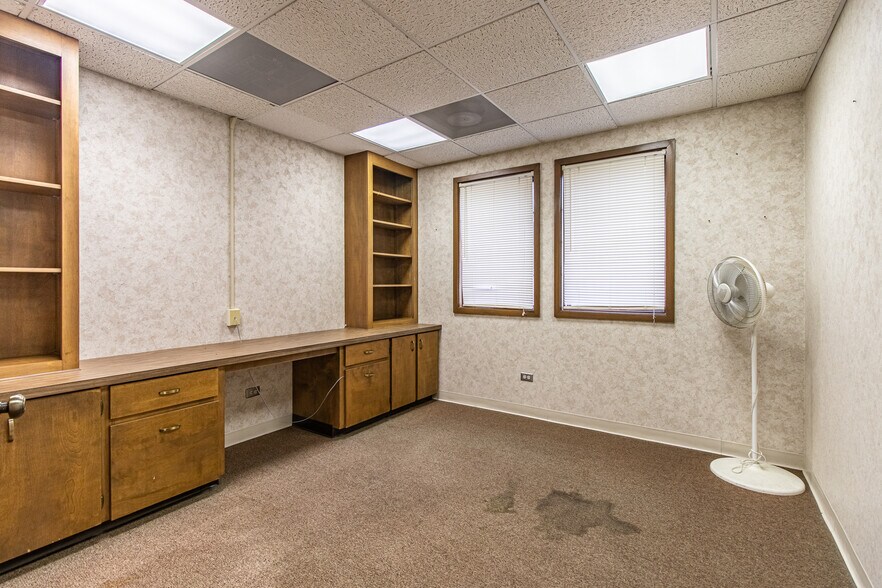 More Photos Of 398 Hart Street, Monroe Medical For Lease