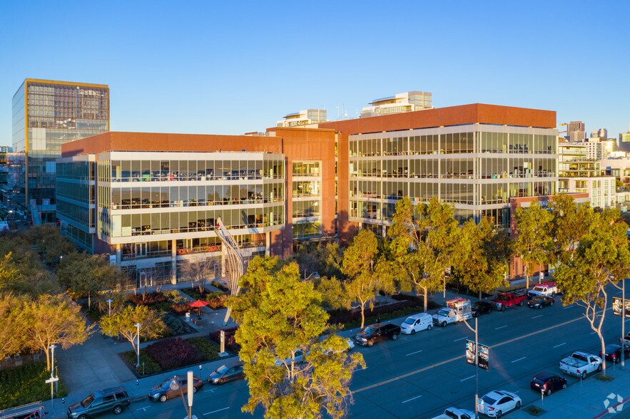 More Photos Of 500 Terry A Francois Blvd, San Francisco Office For Lease