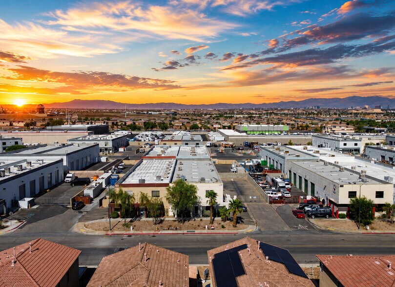 More Photos Of 759 Middlegate Rd, Henderson Warehouse For Lease