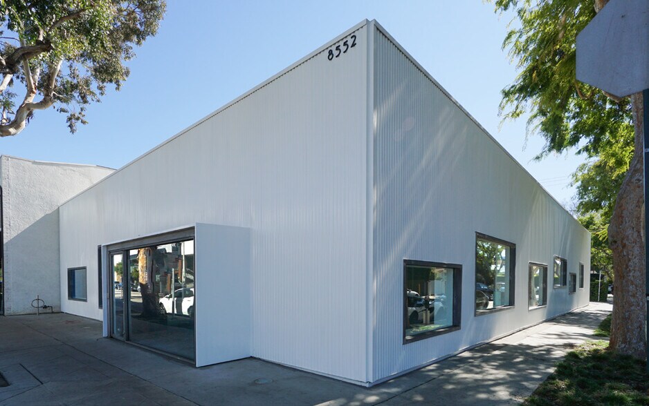 Primary Photo Of 8552 Melrose Ave, West Hollywood Storefront For Lease