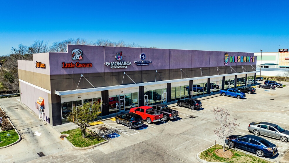 More Photos Of 10404 Gulf Fwy, Houston Storefront For Sale