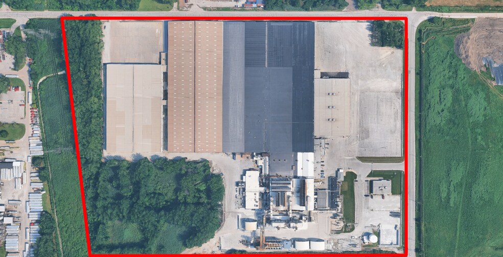 More Photos Of 13850 Cottage Grove Ave, Dolton Manufacturing For Lease