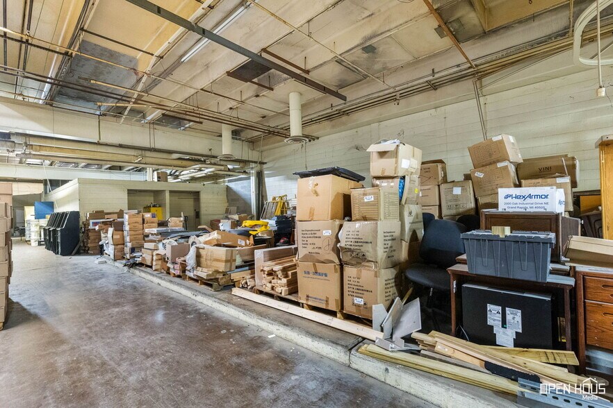 More Photos Of 2813 Central Fwy E, Wichita Falls Industrial For Sale