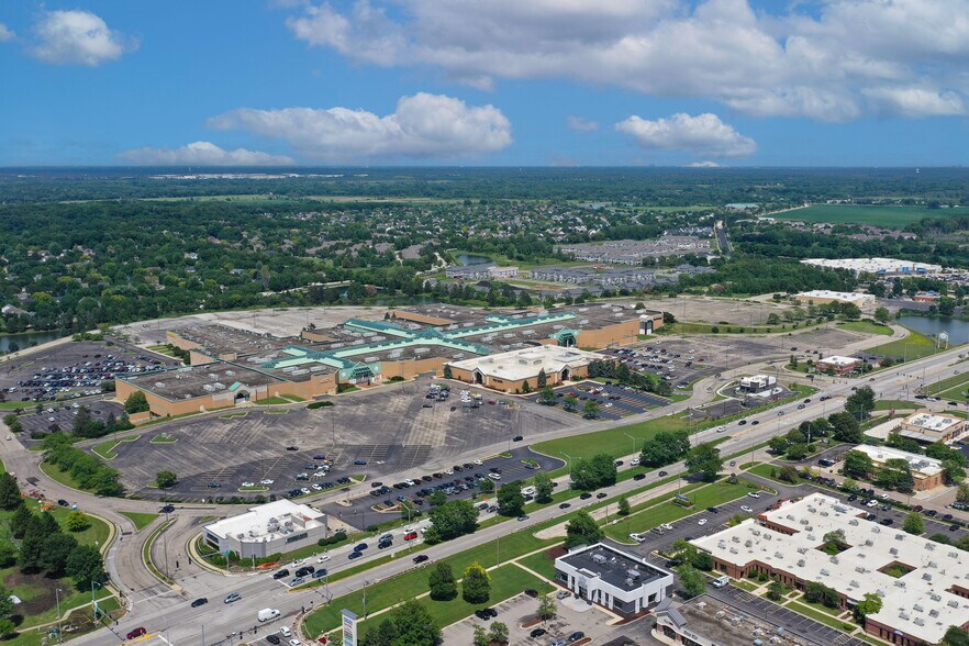 More Photos Of 3800 E Main St, St Charles Freestanding For Sale