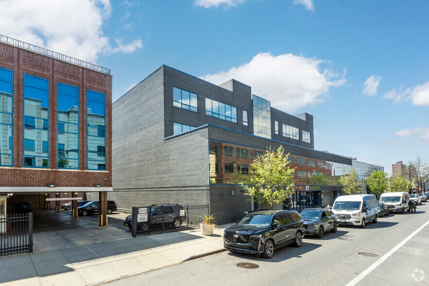 More Photos Of 730 64th St, Brooklyn Medical For Lease
