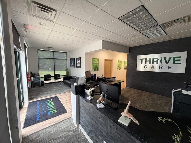 More Photos Of 576 Boyson Rd NE, Cedar Rapids Storefront Retail Office For Lease