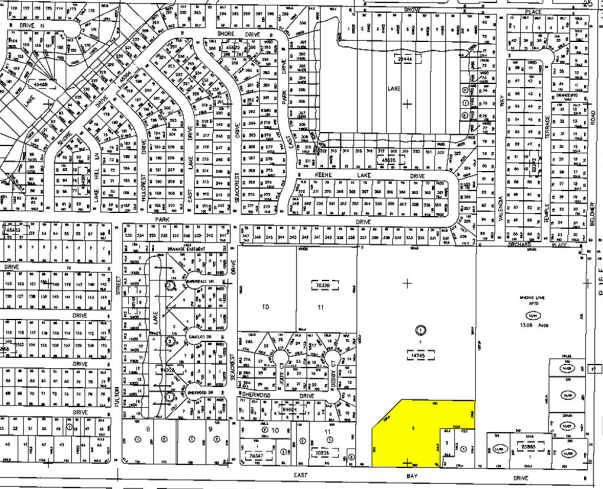 More Photos Of 3690 E Bay Dr, Largo General Retail For Lease