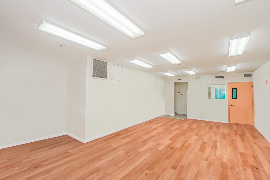 More Photos Of 44-46 Market St, New York Multifamily For Sale