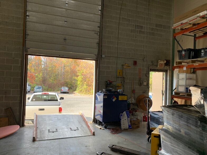 More Photos Of 31-51 Loring Dr, Framingham Light Distribution For Lease