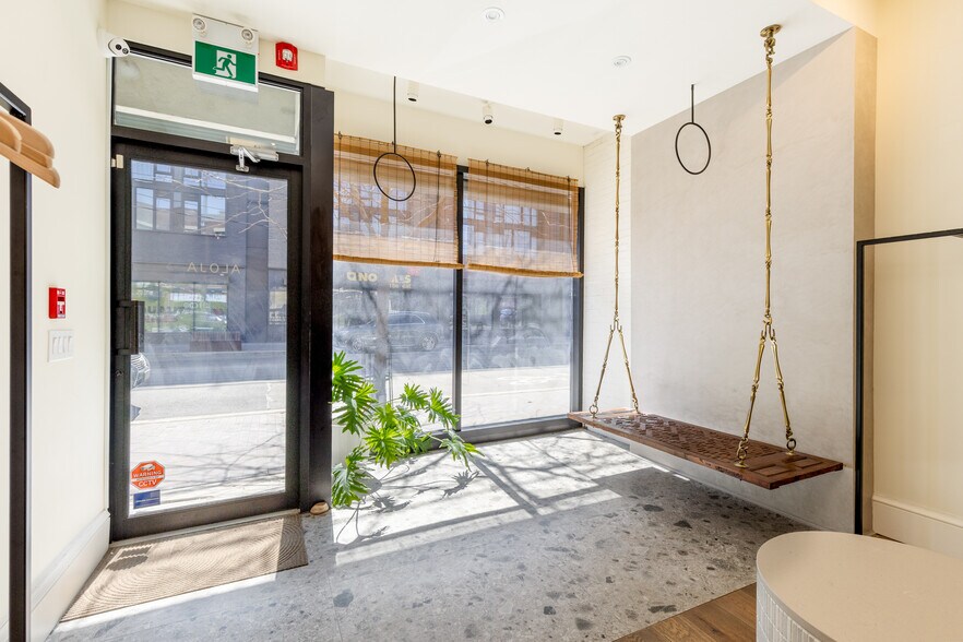 More Photos Of 872 College St, Toronto Storefront Retail Residential For Sale