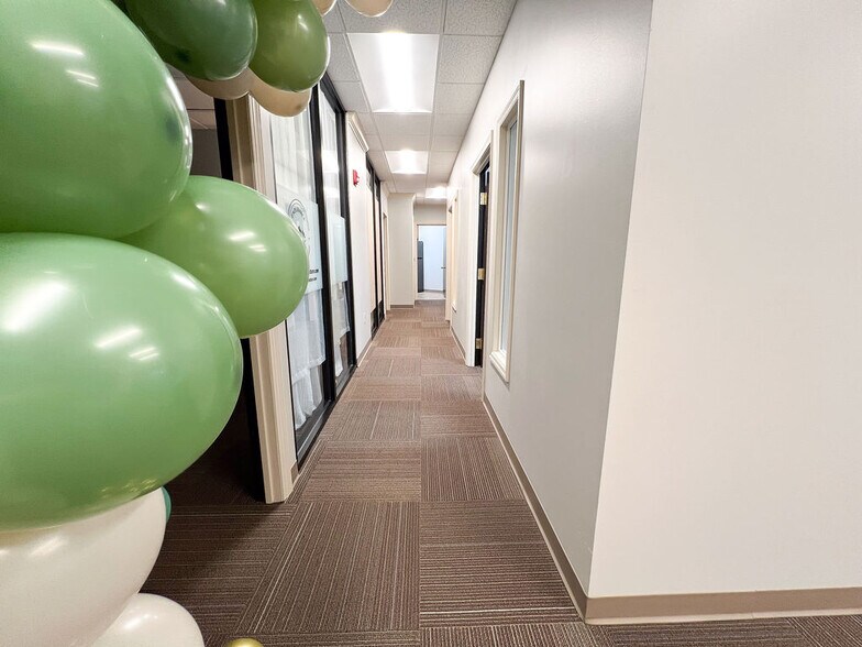 More Photos Of 5121 Maryland Way, Brentwood Coworking Space