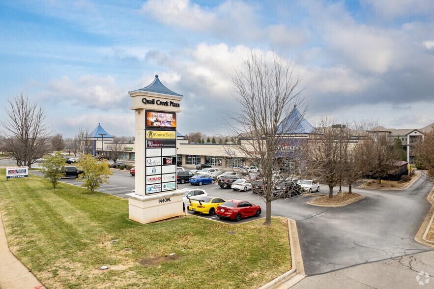 More Photos Of 1440 W Republic Rd, Springfield General Retail For Lease