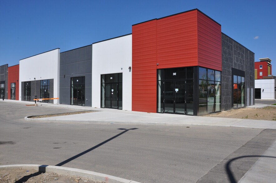 More Photos Of 180 Mistatim Rd, Edmonton General Retail For Sale