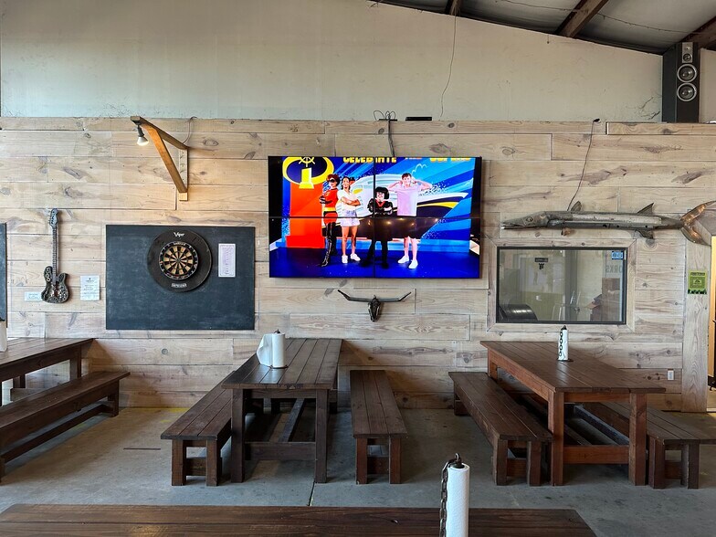 More Photos Of 2606 Spring Cypress Rd, Spring Warehouse For Sale