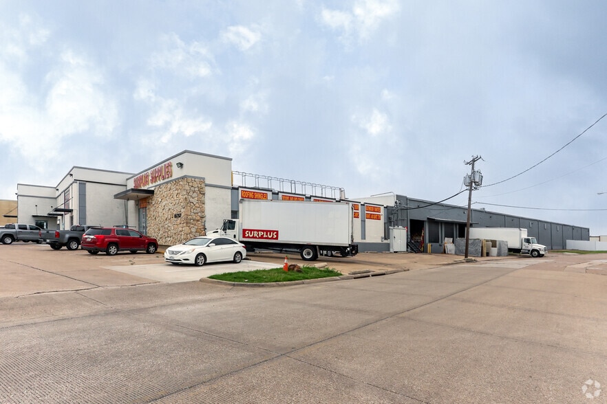 More Photos Of 10793 Harry Hines Blvd, Dallas Warehouse For Sale