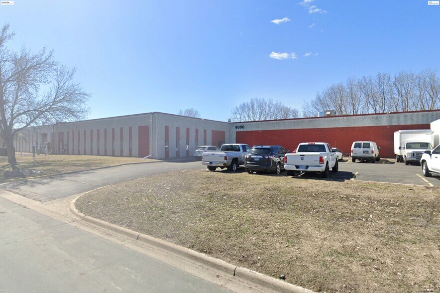 More Photos Of 8090 Ranchers Rd NE, Fridley Manufacturing For Lease
