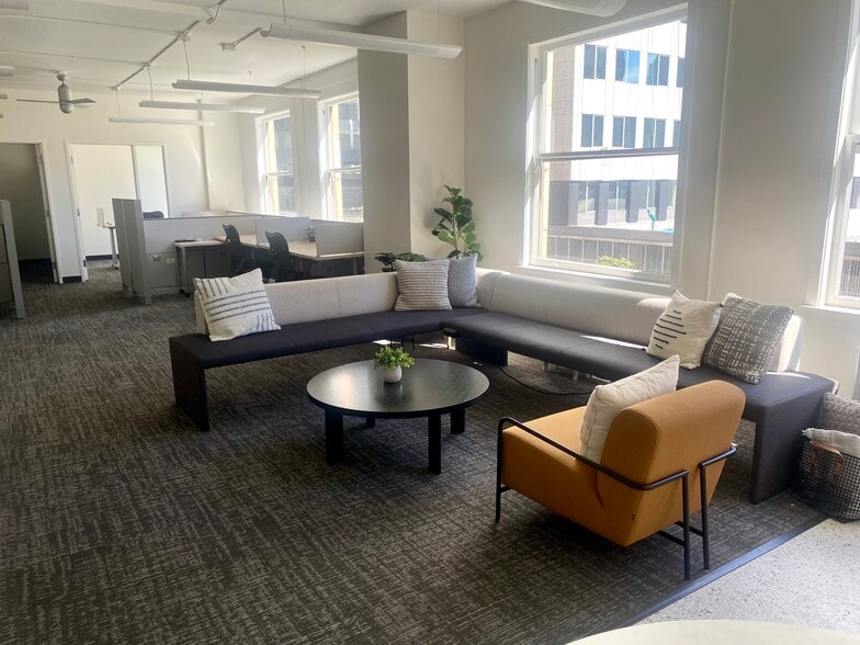 More Photos Of 1402 3rd Ave, Seattle Office For Lease