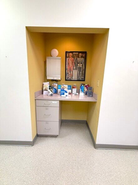 More Photos Of 3861 Oakwater Cir, Orlando Medical For Sale