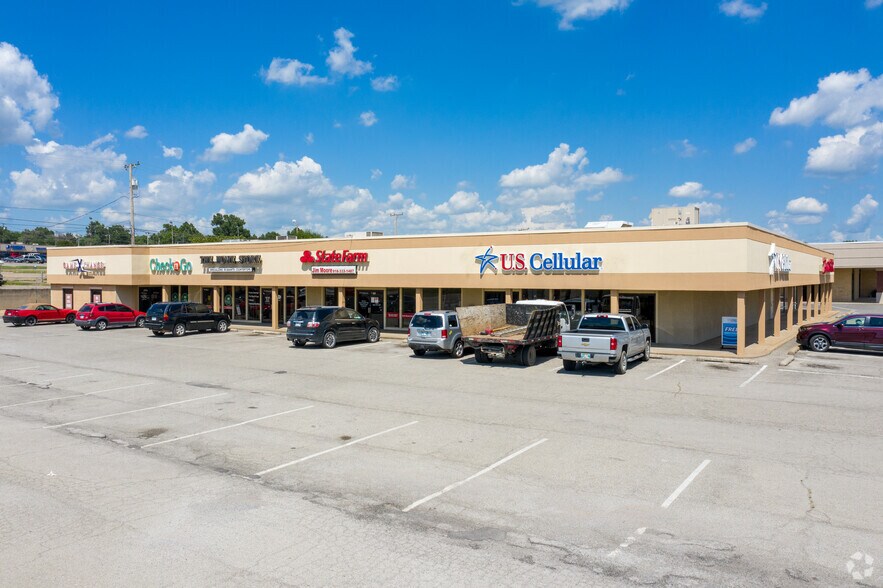 More Photos Of 534-598 SE Washington Blvd, Bartlesville Unknown For Lease