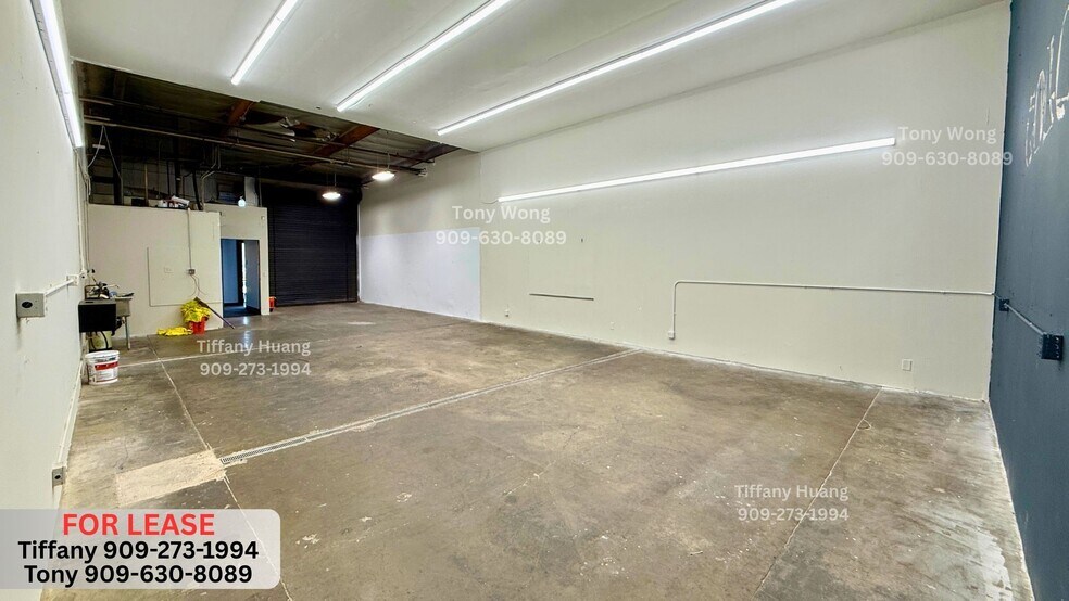 More Photos Of 2007 Raymer Ave, Fullerton Distribution For Lease