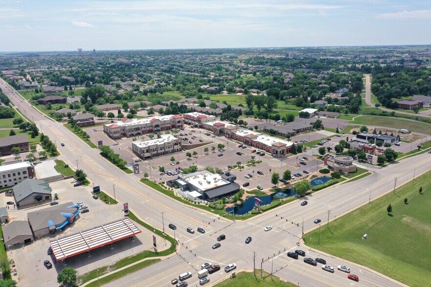 More Photos Of 5015 S Western Ave, Sioux Falls Storefront For Lease