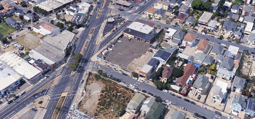 More Photos Of 3000 Market St, Oakland Warehouse For Sale