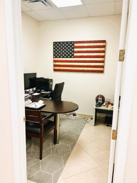 More Photos Of 9700 Stirling Rd, Cooper City Office For Lease