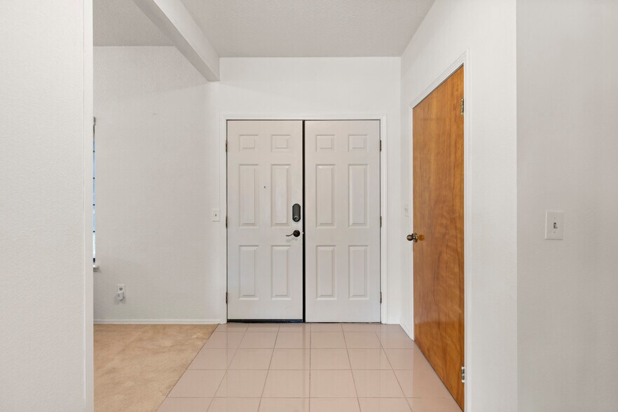 More Photos Of 9930 Calvine Rd, Sacramento Apartments For Sale