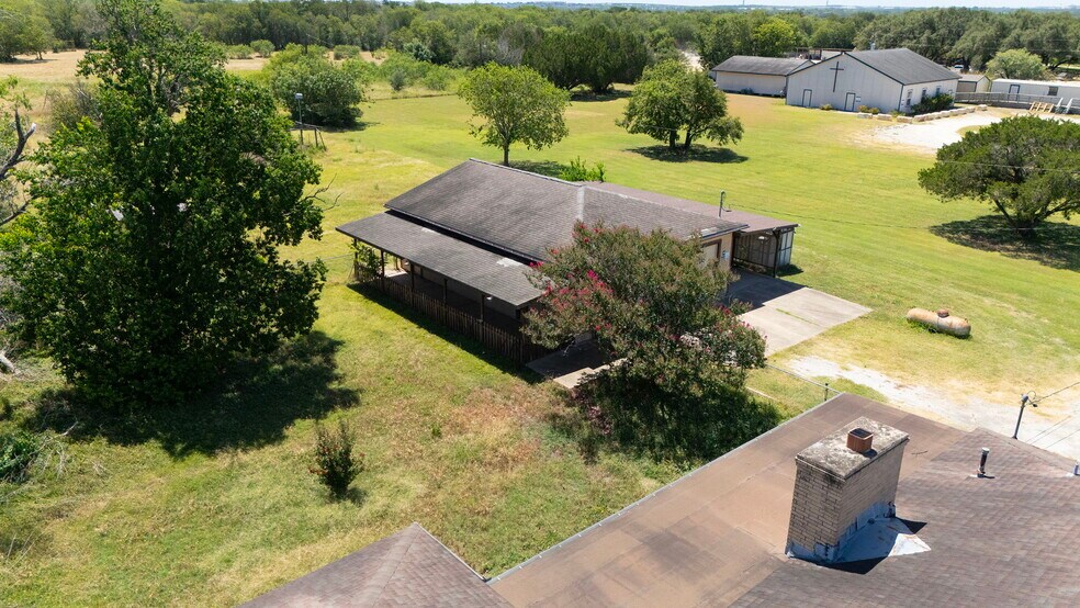 More Photos Of 12409 Lowden Ln, Manchaca Flex For Sale