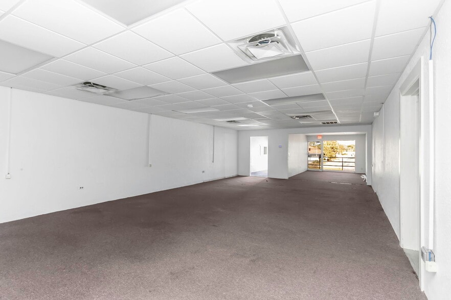 More Photos Of 1915 E Bay Dr, Largo General Retail For Sale